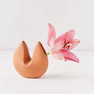 Urban Outfitters Fortune Cookie Vase Sculpture Decoration Pop Art Accent Figure